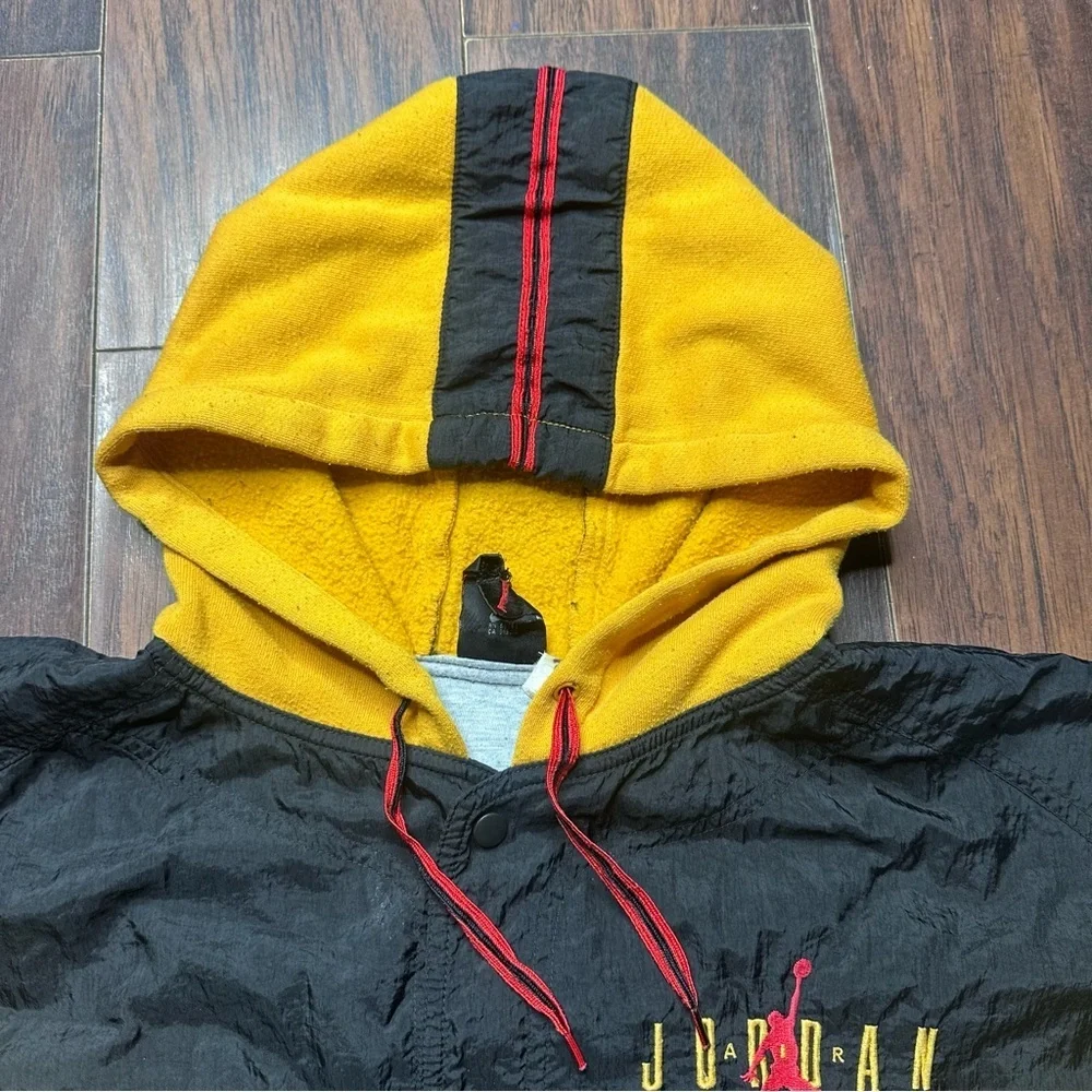 VTG 1990s Jordan Nike Yellow Windbreaker Fleece Bomber Hoodie